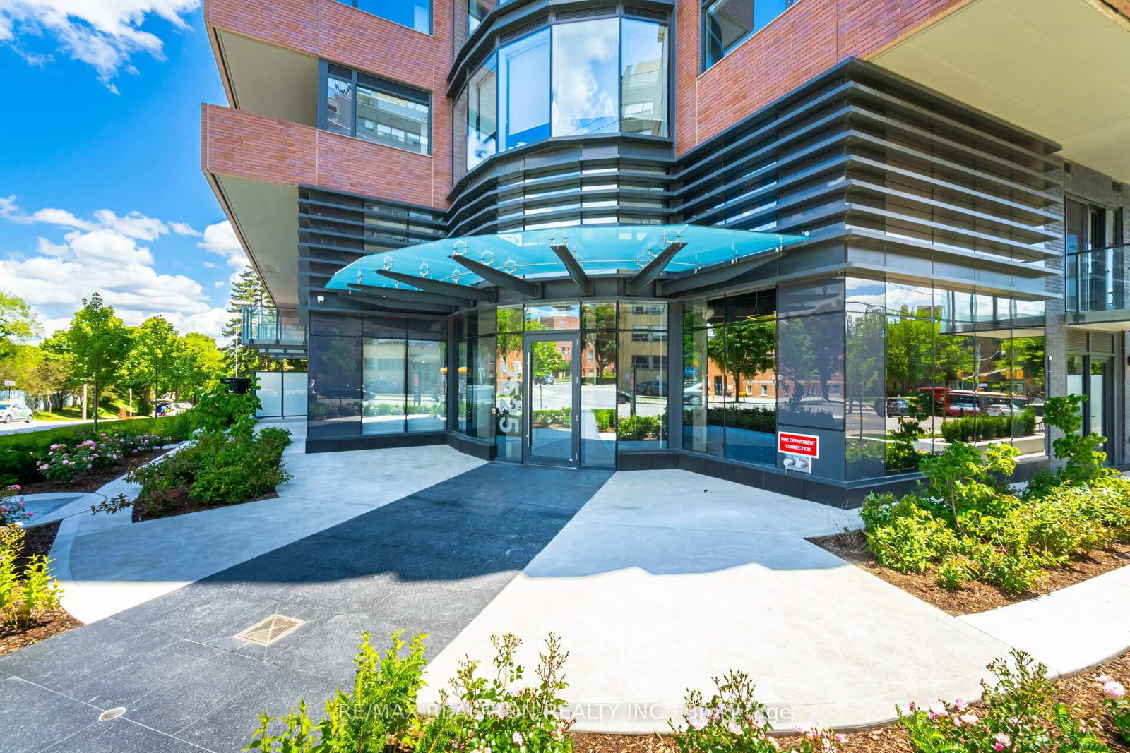 2525 Bathurst Street, Unit 202 - Photo 27