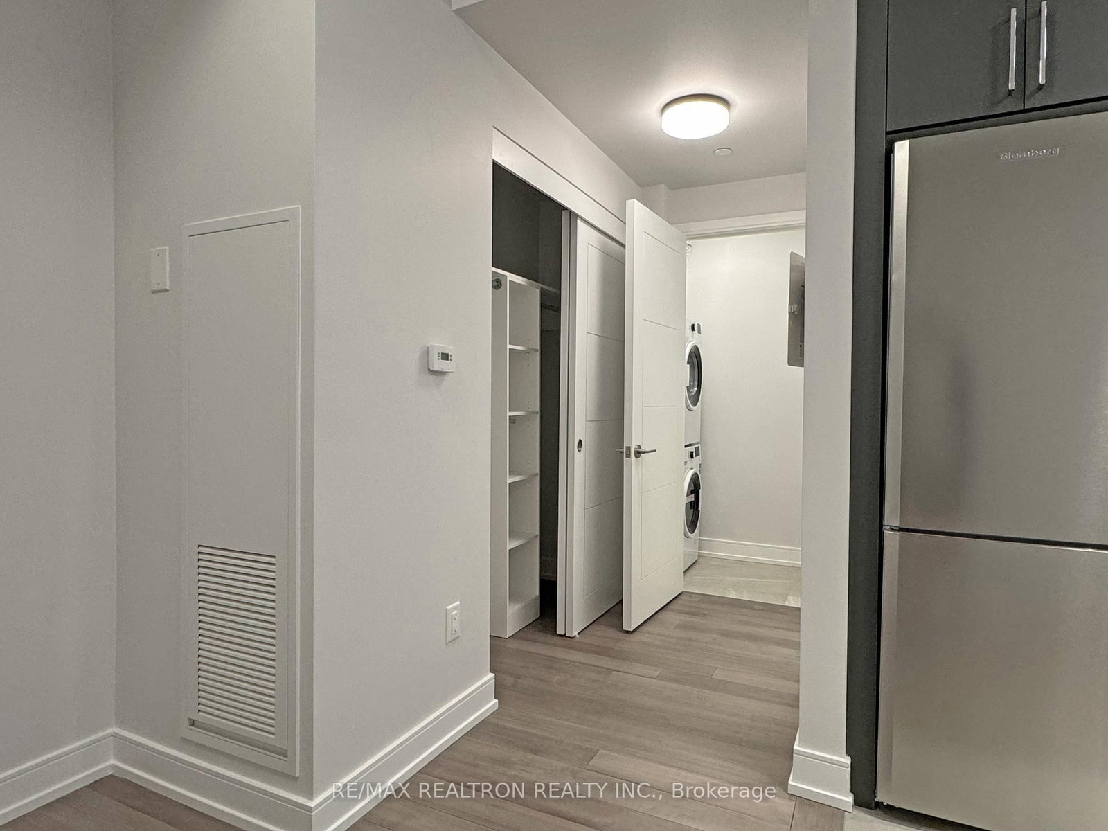 2525 Bathurst Street, Unit 202 - Photo 5