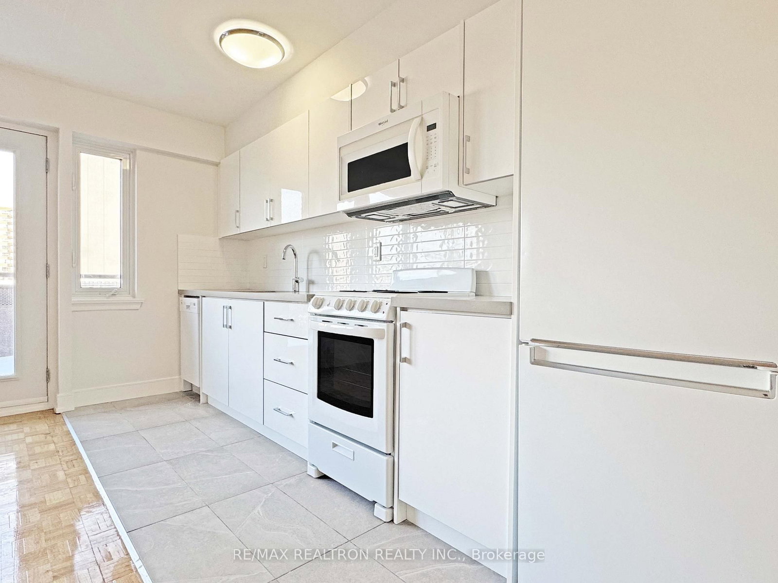 95 Lawton Boulevard, Unit 601 - Photo 4