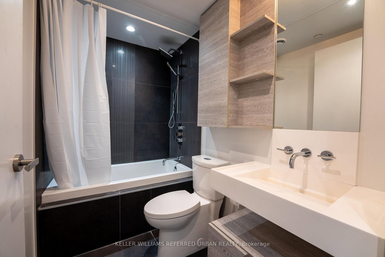 5 St. Joseph Street, Unit 4201 - Photo 9