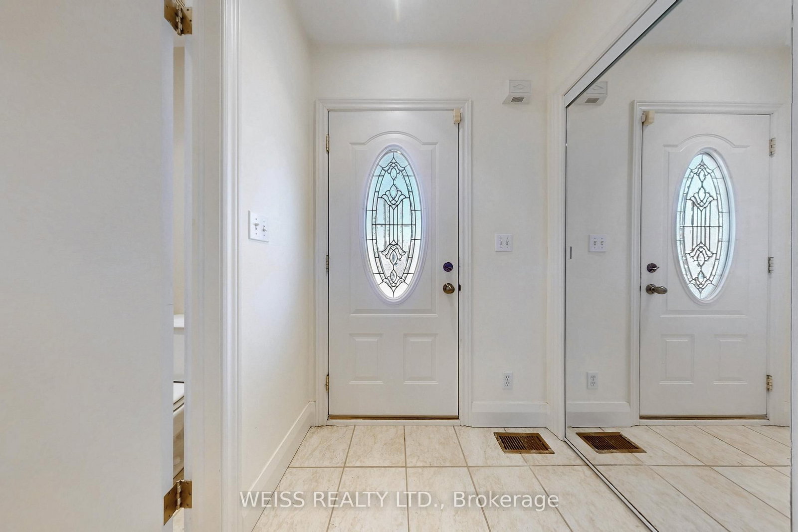 Detached House for sale at 24 Graymar Avenue, Toronto, Ontario, M3H 3B6 - Clanton Park - MLS: C13005766