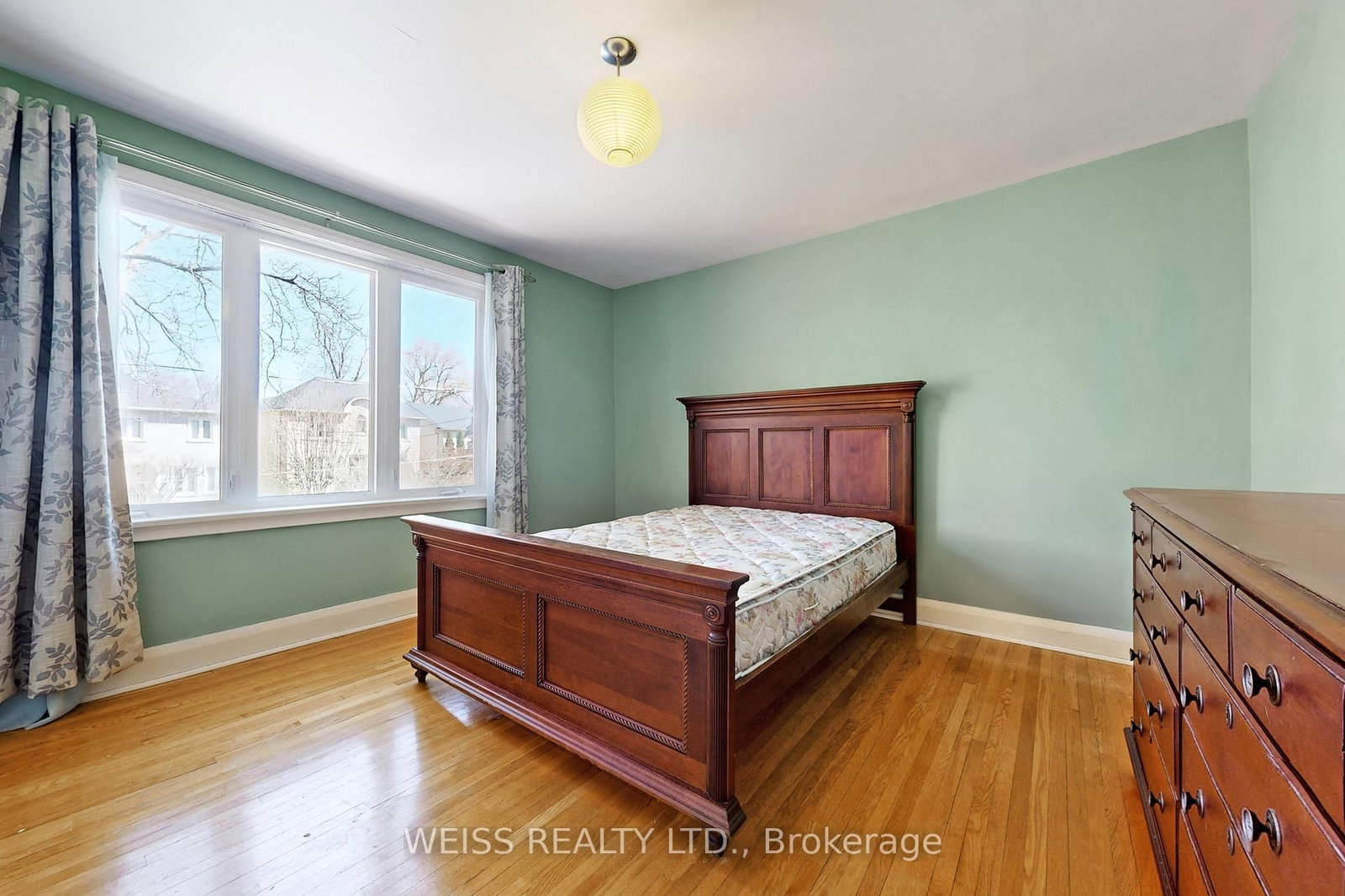 Detached House for sale at 24 Graymar Avenue, Toronto, Ontario, M3H 3B6 - Clanton Park - MLS: C13005766