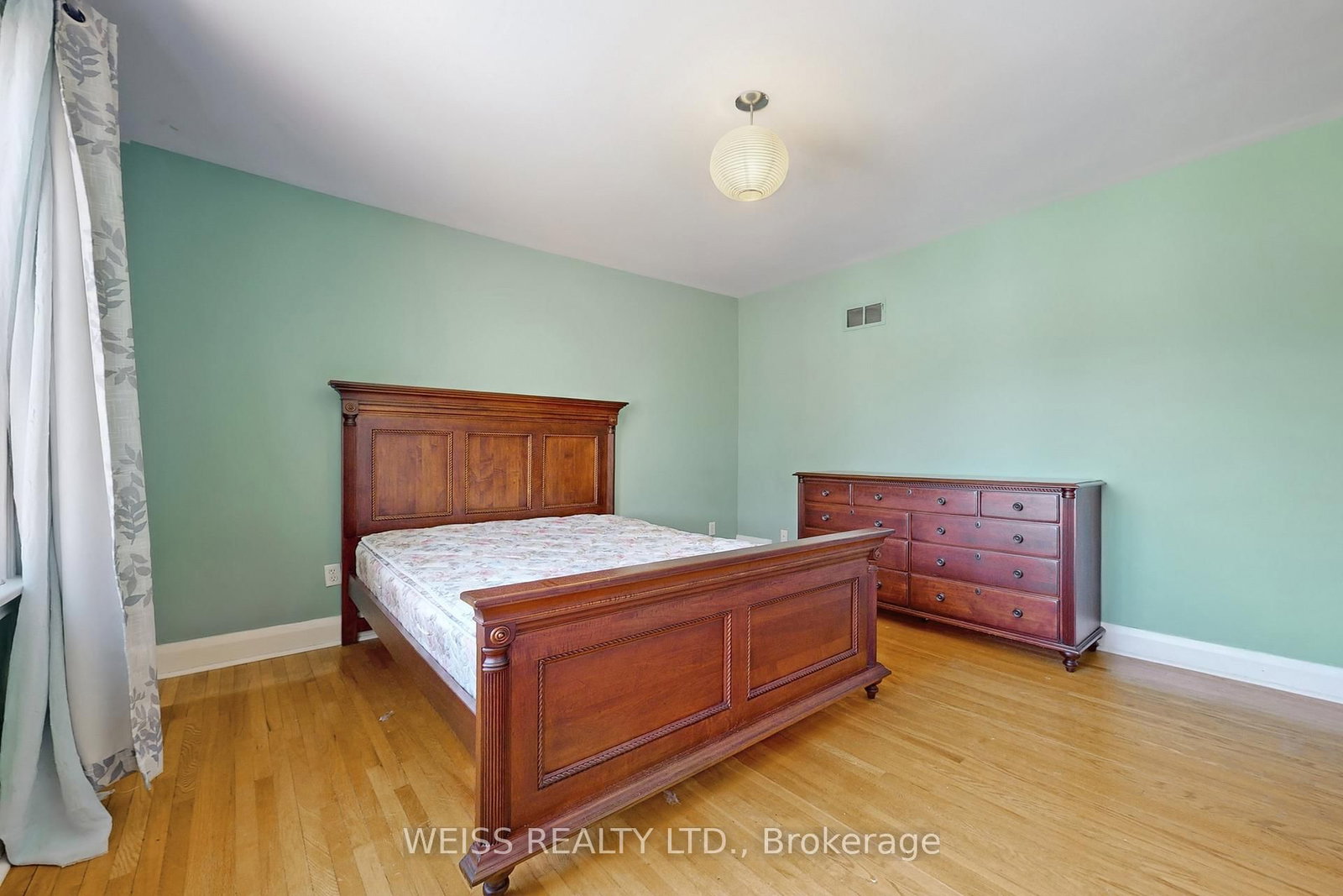 Detached House for sale at 24 Graymar Avenue, Toronto, Ontario, M3H 3B6 - Clanton Park - MLS: C13005766