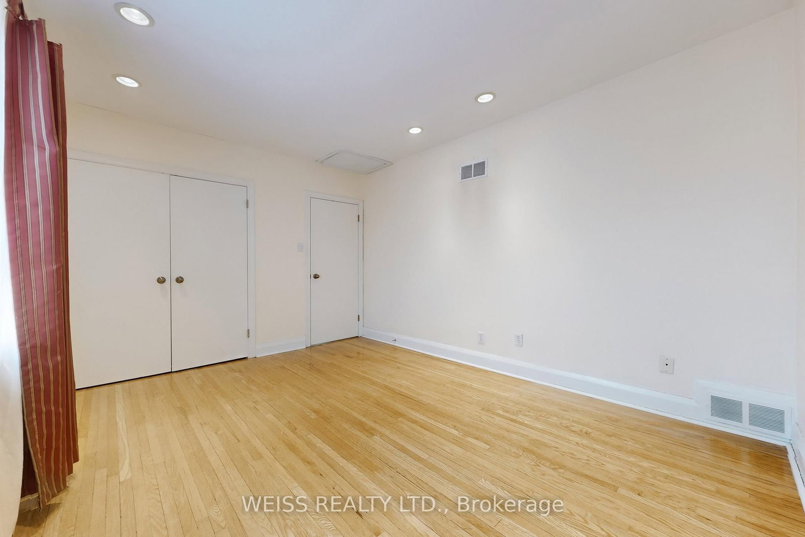 Detached House for sale at 24 Graymar Avenue, Toronto, Ontario, M3H 3B6 - Clanton Park - MLS: C13005766