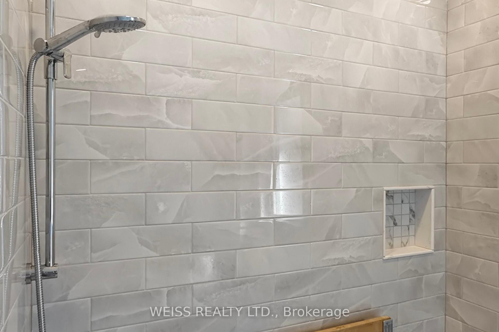 Detached House for sale at 24 Graymar Avenue, Toronto, Ontario, M3H 3B6 - Clanton Park - MLS: C13005766