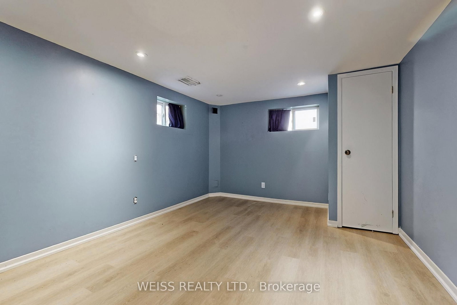 Detached House for sale at 24 Graymar Avenue, Toronto, Ontario, M3H 3B6 - Clanton Park - MLS: C13005766