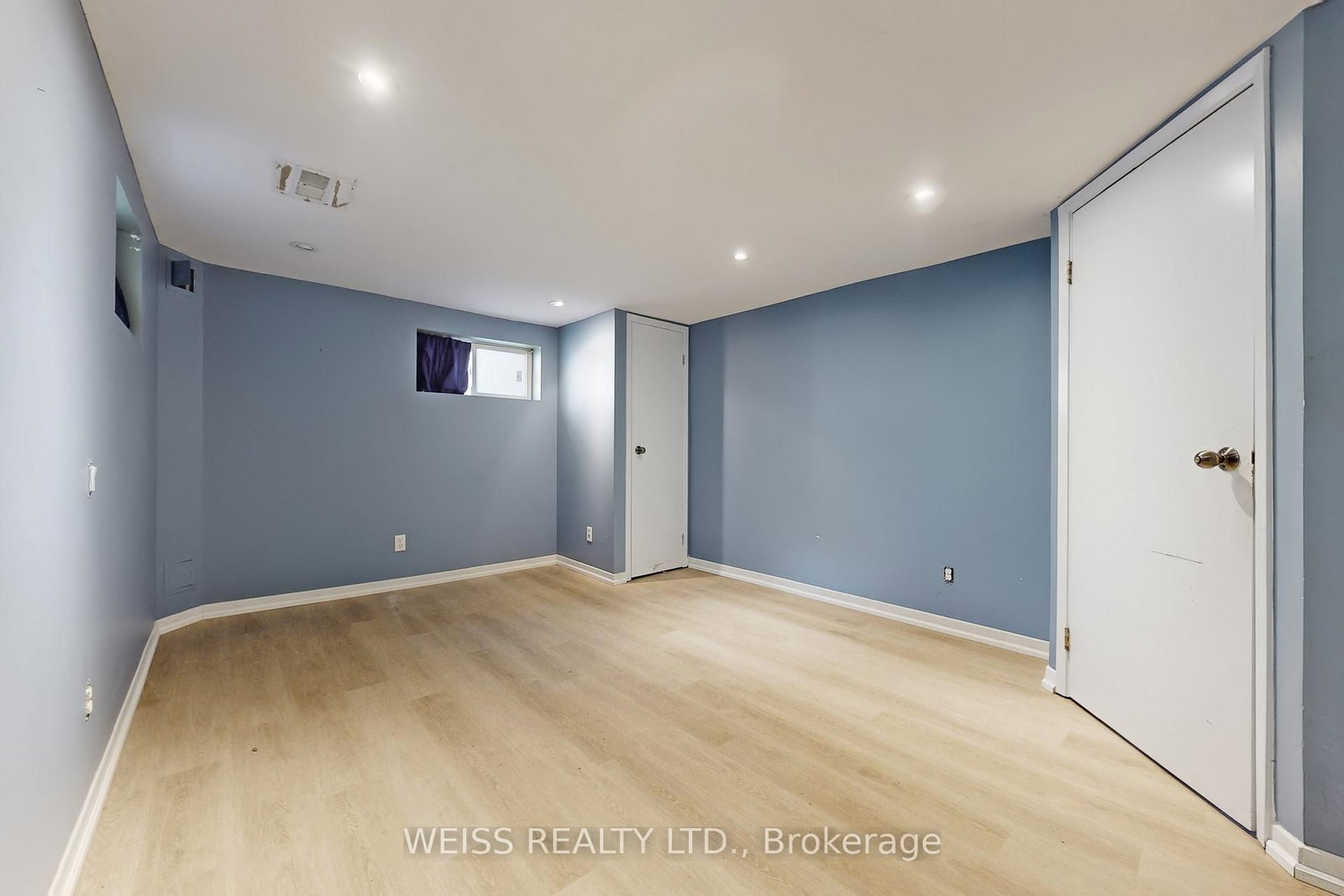 Detached House for sale at 24 Graymar Avenue, Toronto, Ontario, M3H 3B6 - Clanton Park - MLS: C13005766