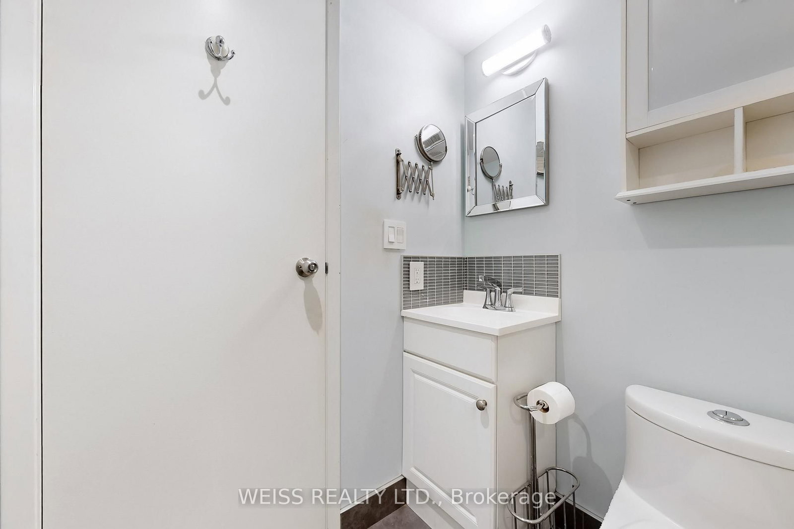 Detached House for sale at 24 Graymar Avenue, Toronto, Ontario, M3H 3B6 - Clanton Park - MLS: C13005766