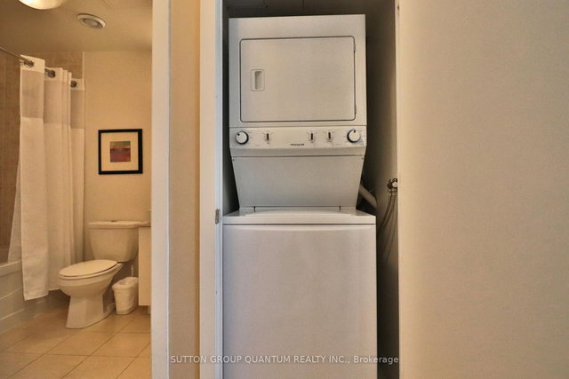 2604 - 65 Bremner Boulevard