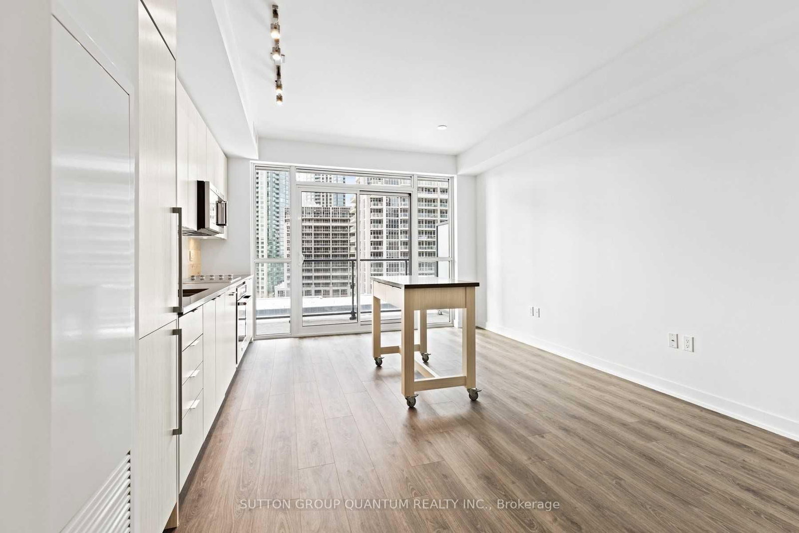 38 Iannuzzi Street, Unit 1002 - Photo 12