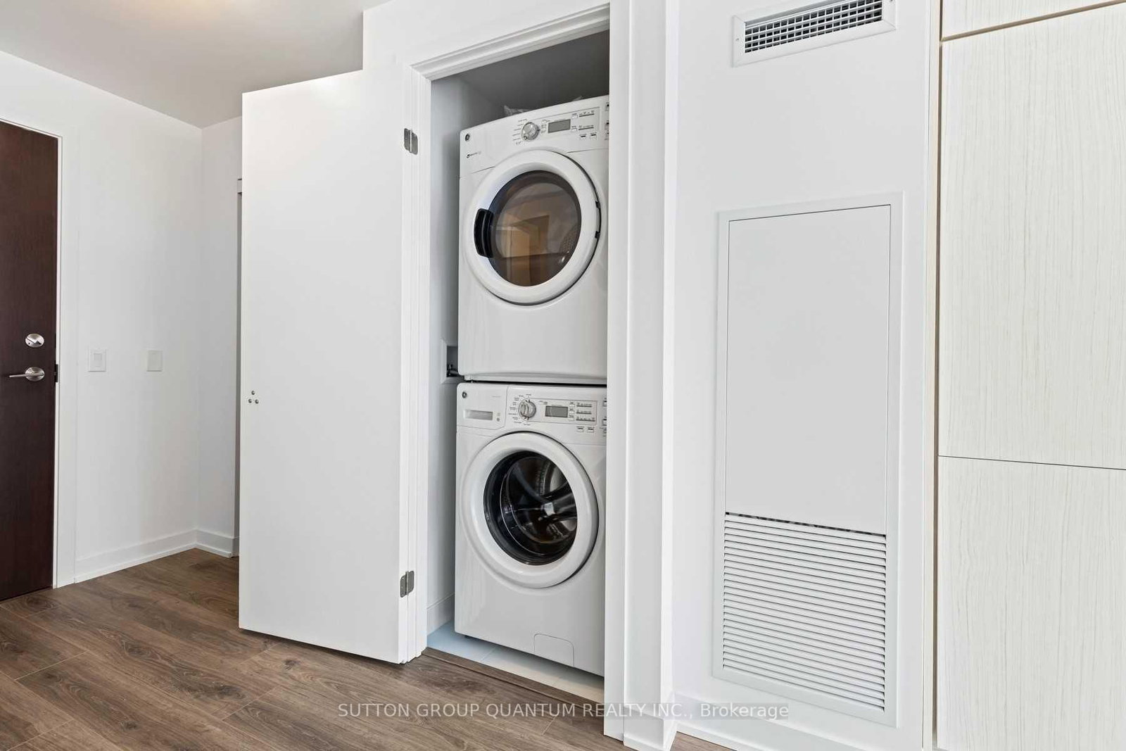 38 Iannuzzi Street, Unit 1002 - Photo 13