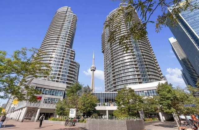 3410 - 8 York Street N