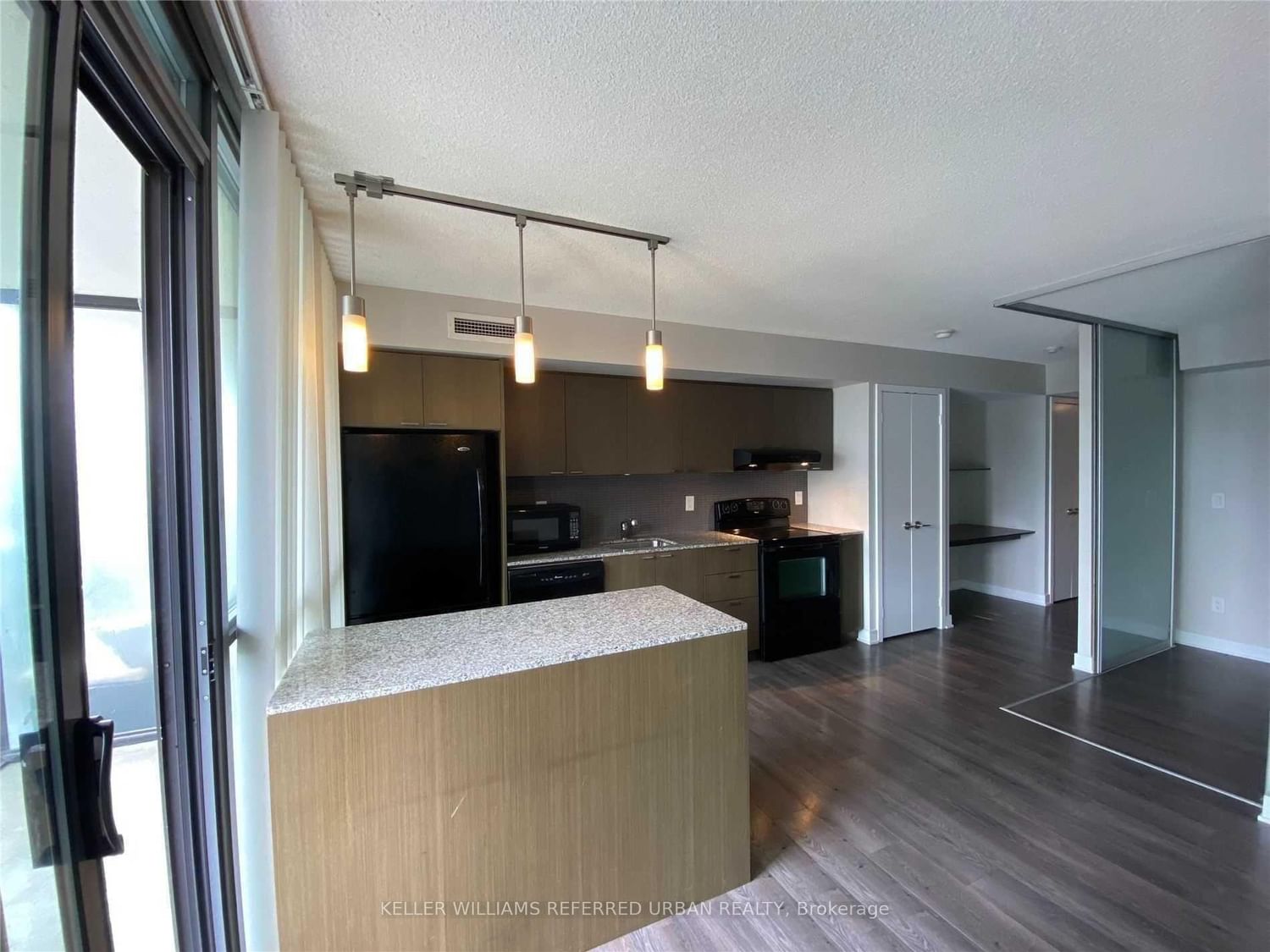 110 Charles Street E, Unit 1410 - Photo 8