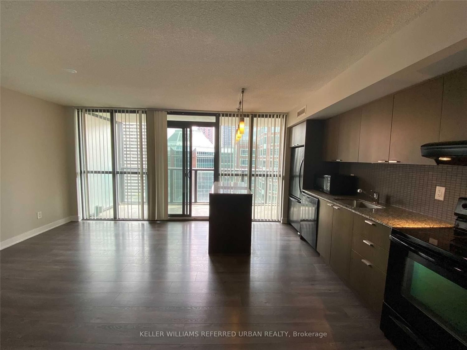 110 Charles Street E, Unit 1410 - Photo 9