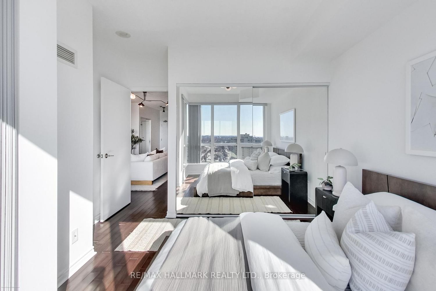 60 Byng Avenue, Unit 2001 - Photo 11