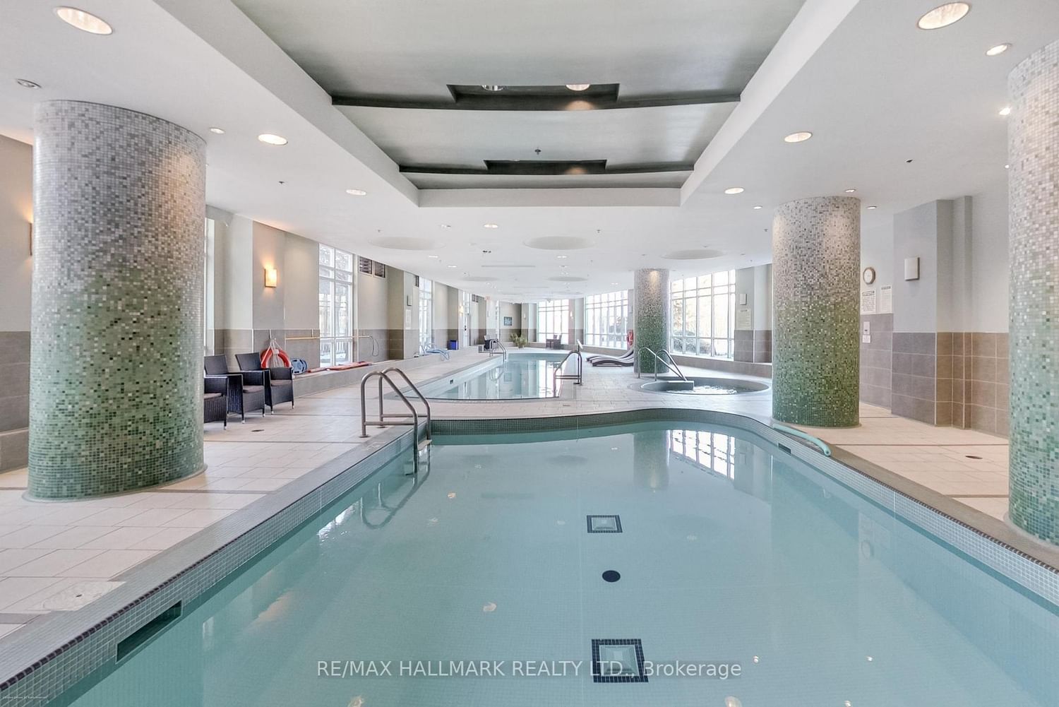 60 Byng Avenue, Unit 2001 - Photo 22