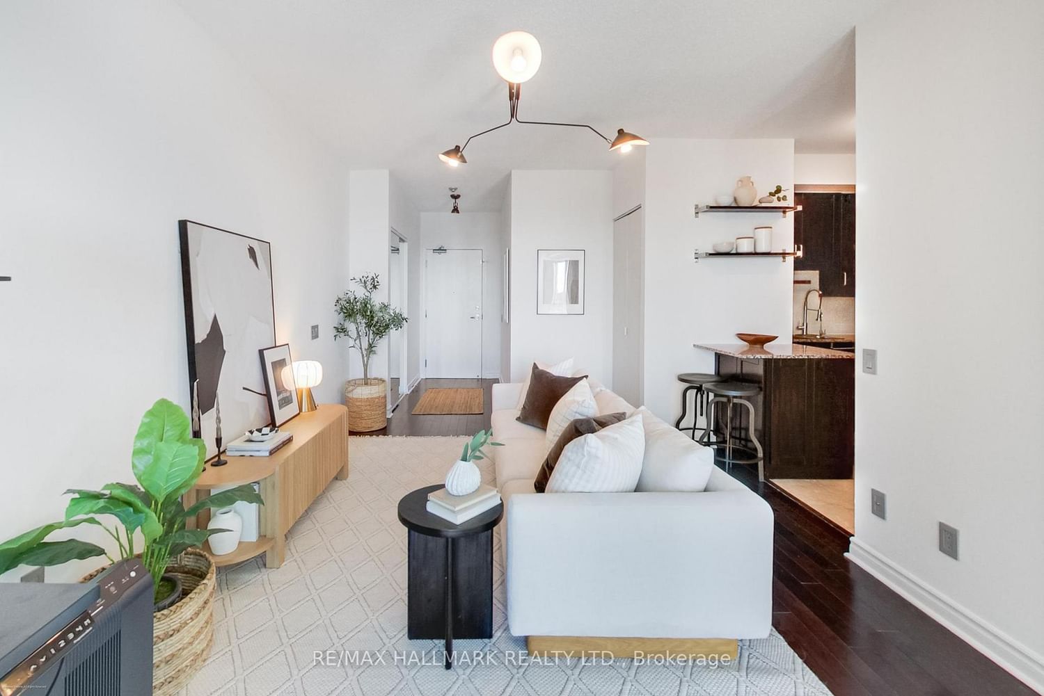 60 Byng Avenue, Unit 2001 - Photo 4