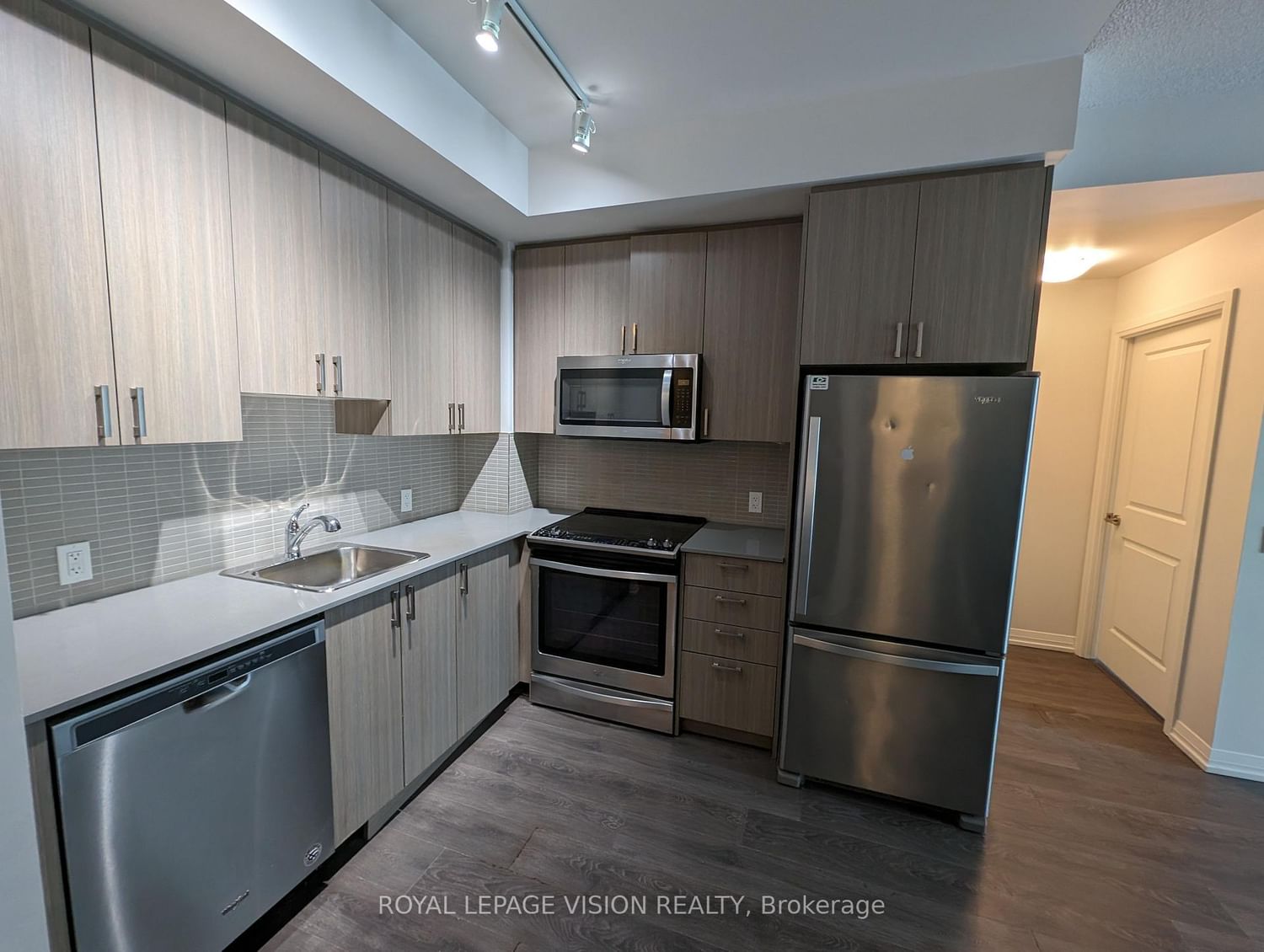 60 Ann O'Reilly Road, Unit 370 - Photo 2