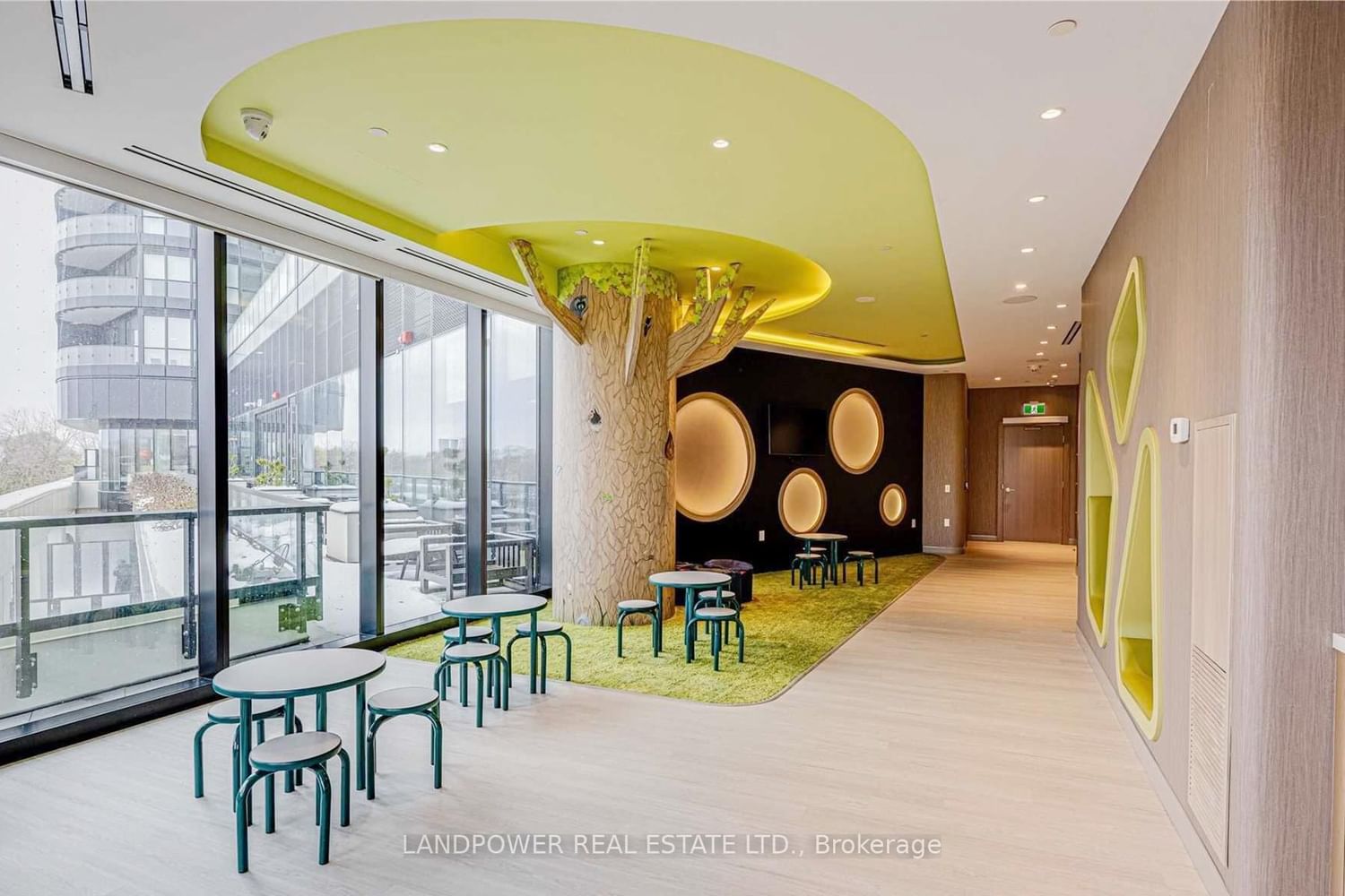 585 Bloor Street E, Unit 415 - Photo 11