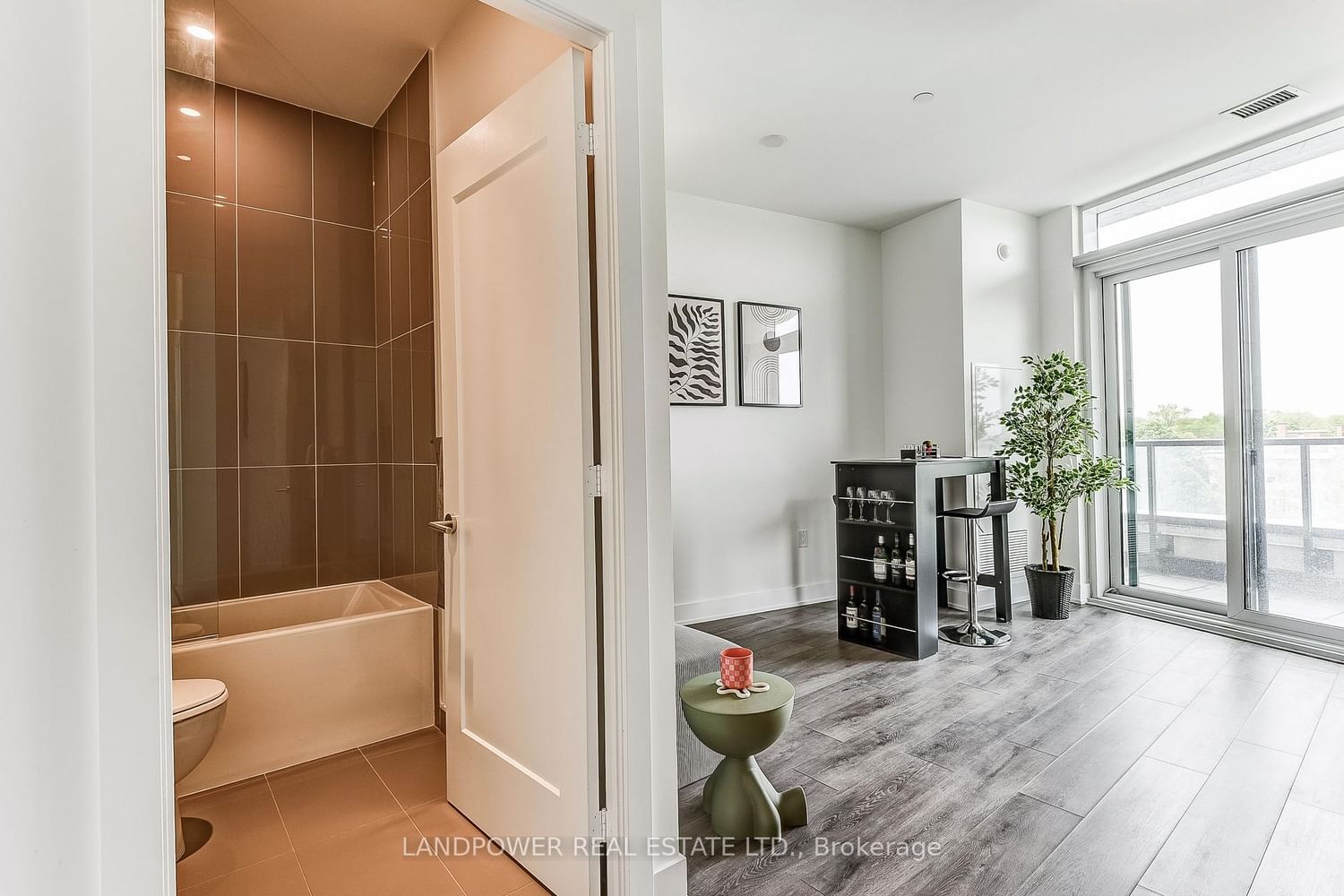 585 Bloor Street E, Unit 415 - Photo 20