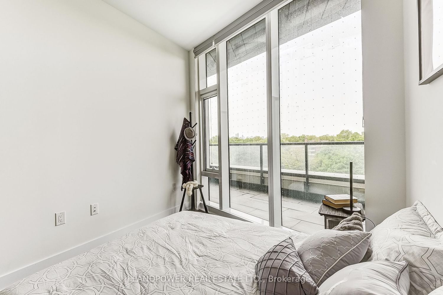 585 Bloor Street E, Unit 415 - Photo 29