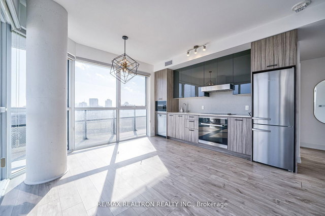 1102 - 11 Lillian Street