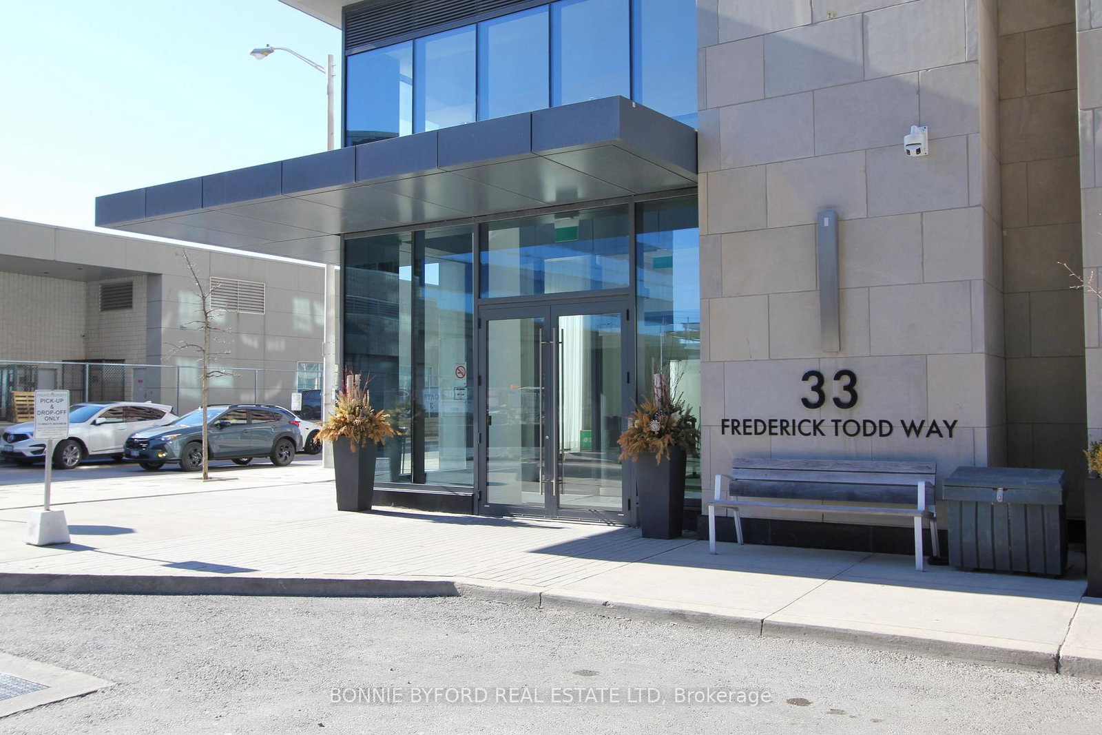 33 Frederick Todd Way, Unit 525 - Photo 2