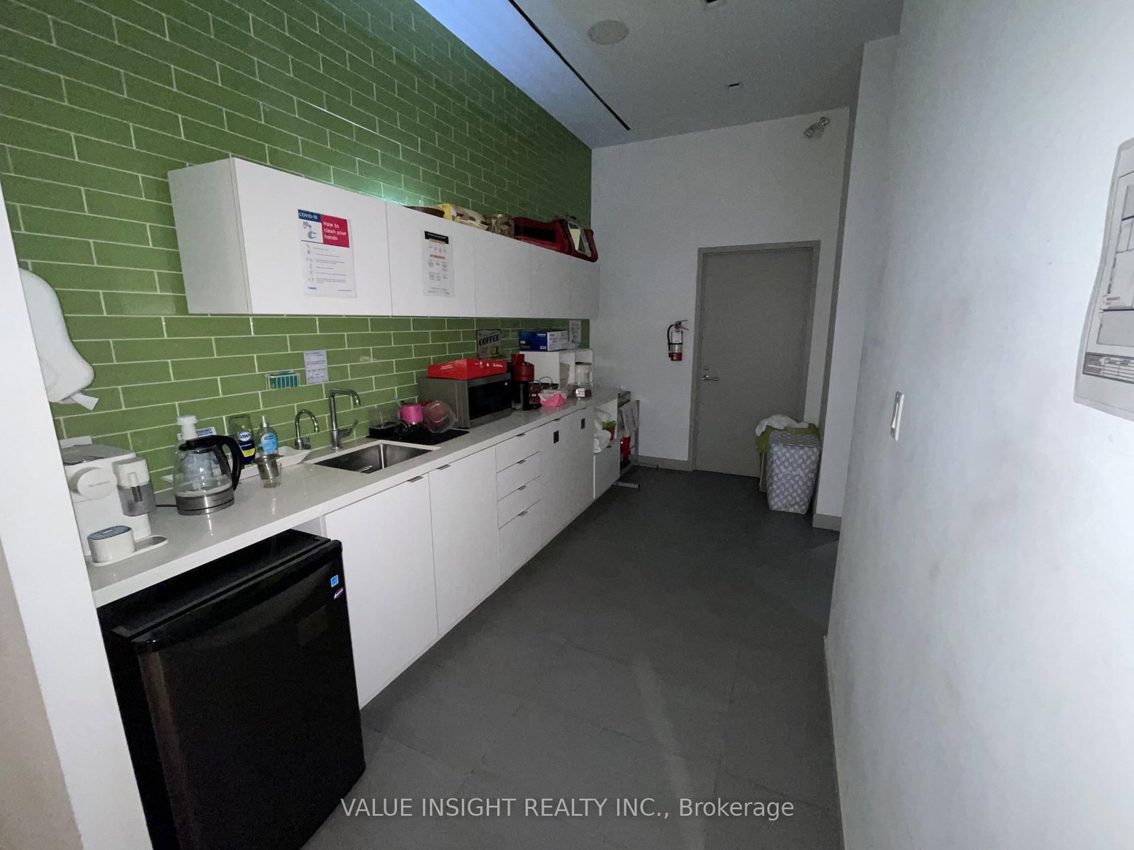 865 York Mills Road, Unit 20 - Photo 7