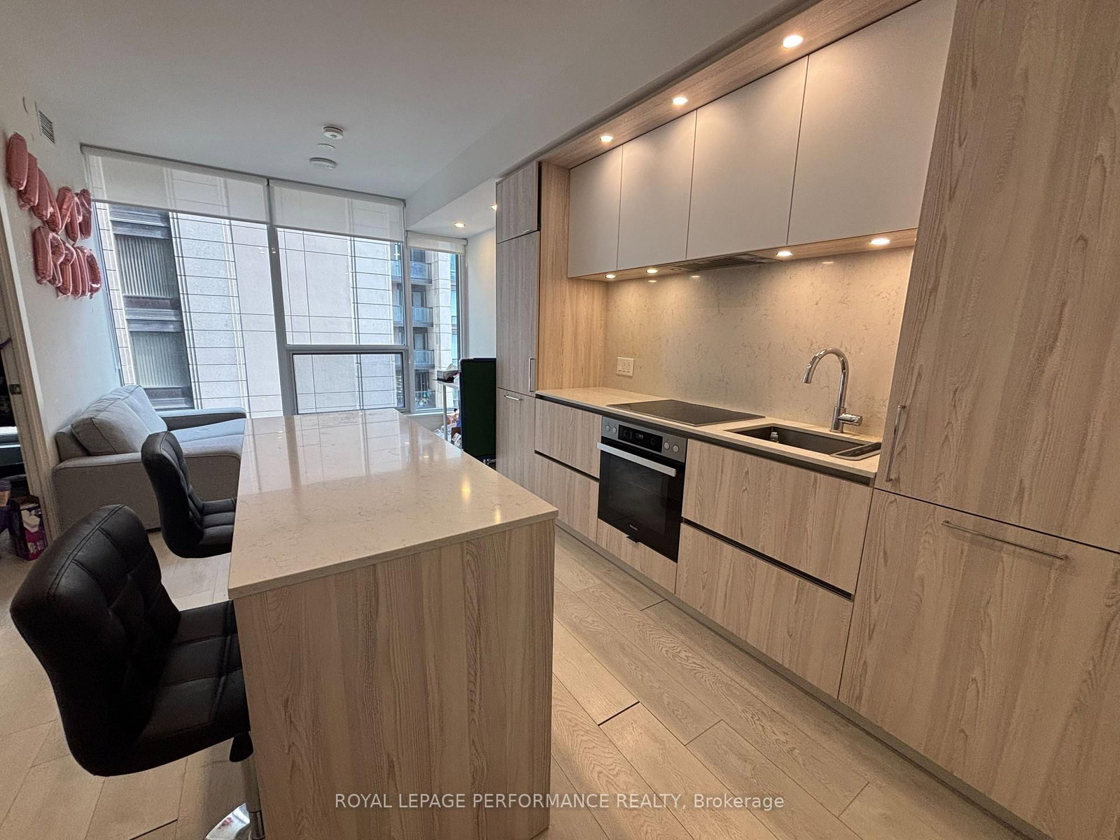 Condo for sale at 15 Mercer Street, Toronto, Ontario, M5V 1H2 - Waterfront Communities C1 - MLS: C13006372