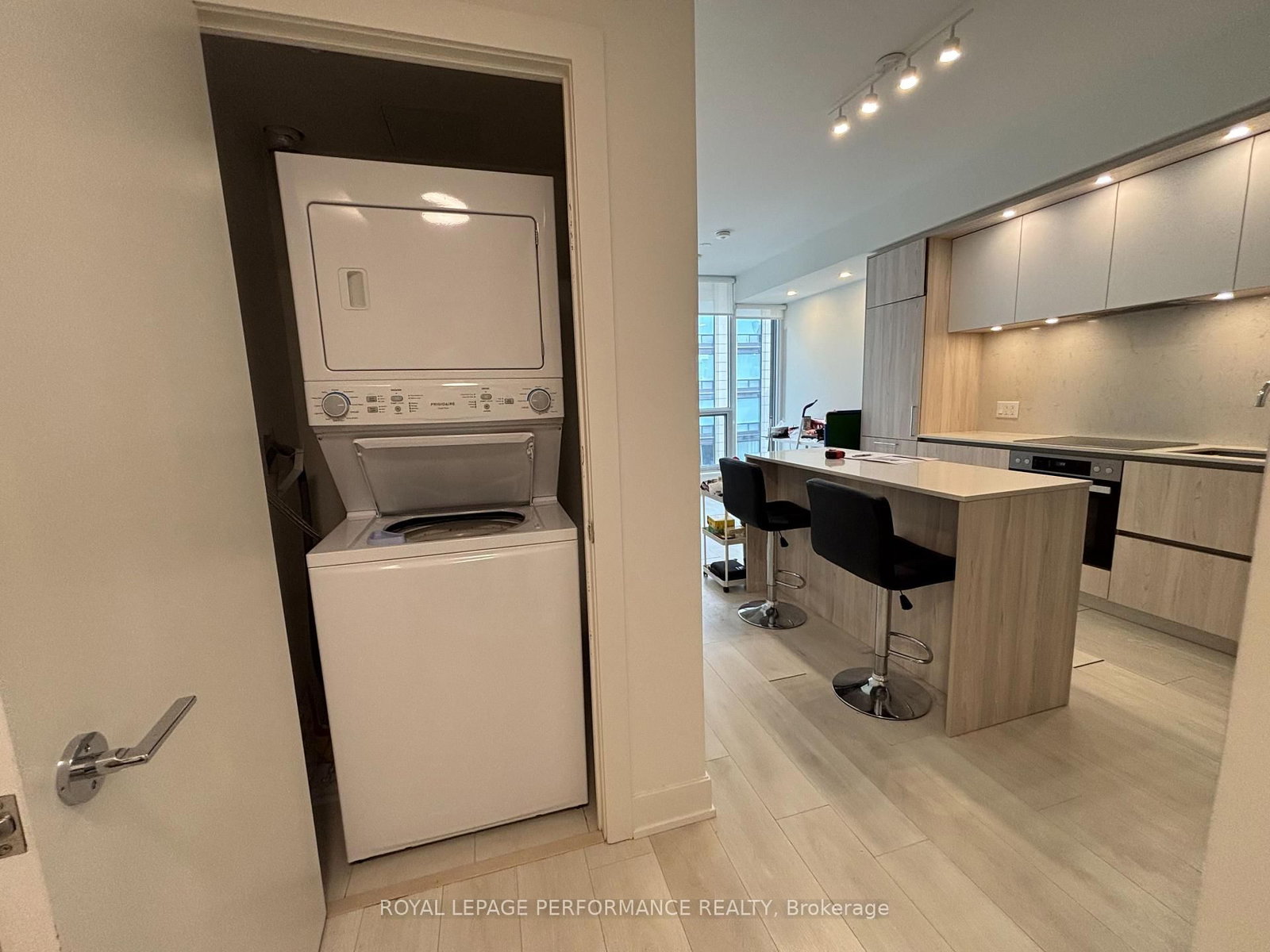 Condo for sale at 15 Mercer Street, Toronto, Ontario, M5V 1H2 - Waterfront Communities C1 - MLS: C13006372