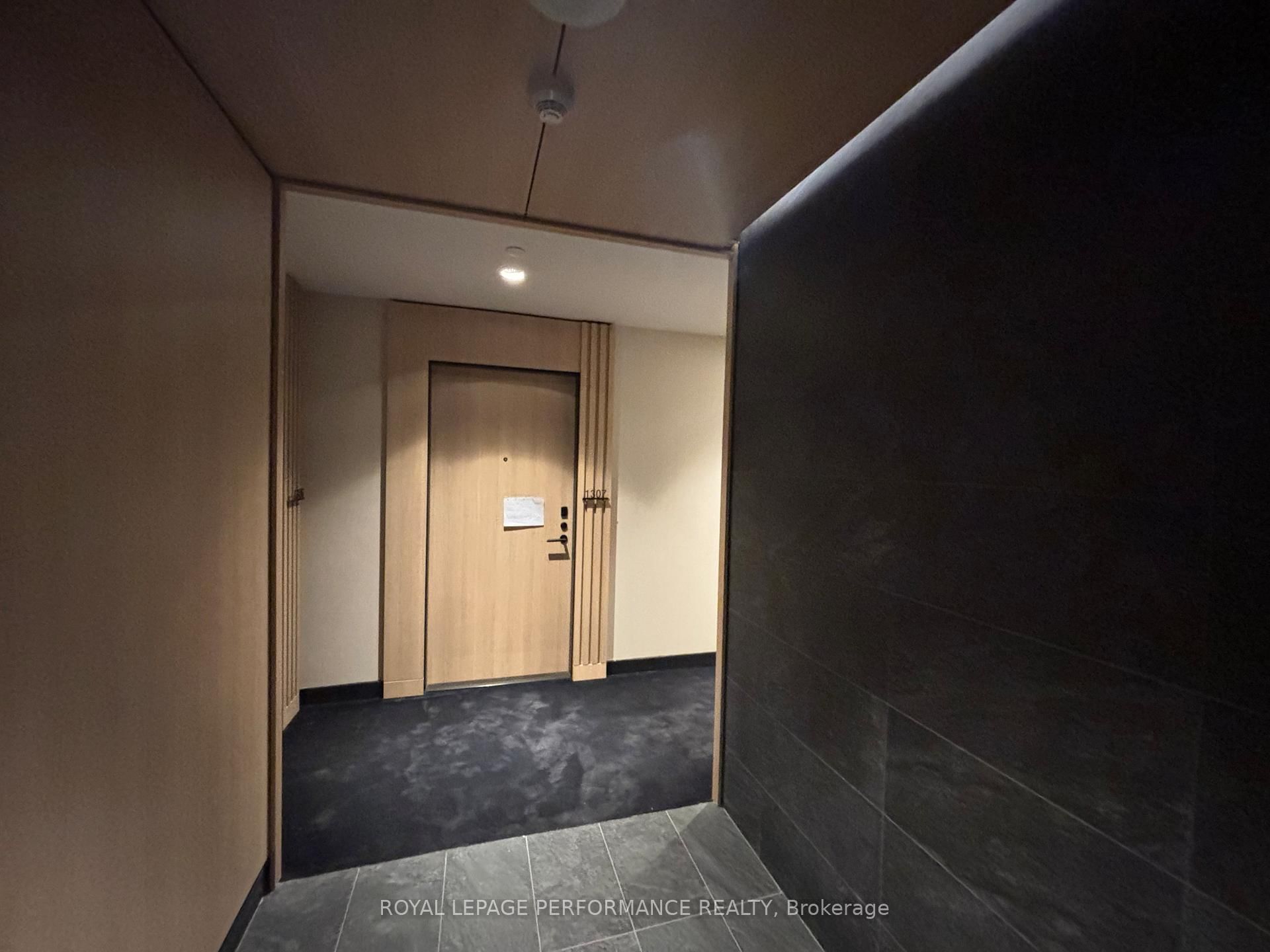 15 Mercer Street, Unit 1307