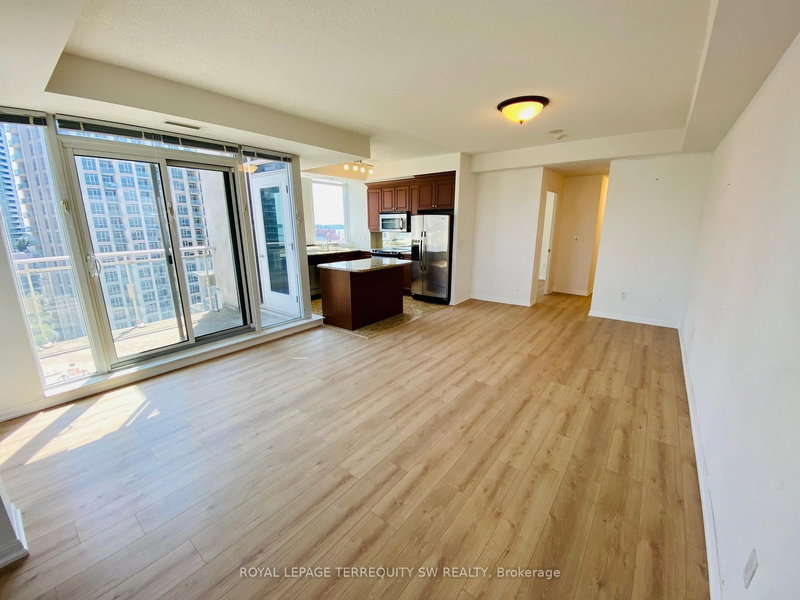 1608 - 628 Fleet St, Toronto, M5V 1A8 | Image 3