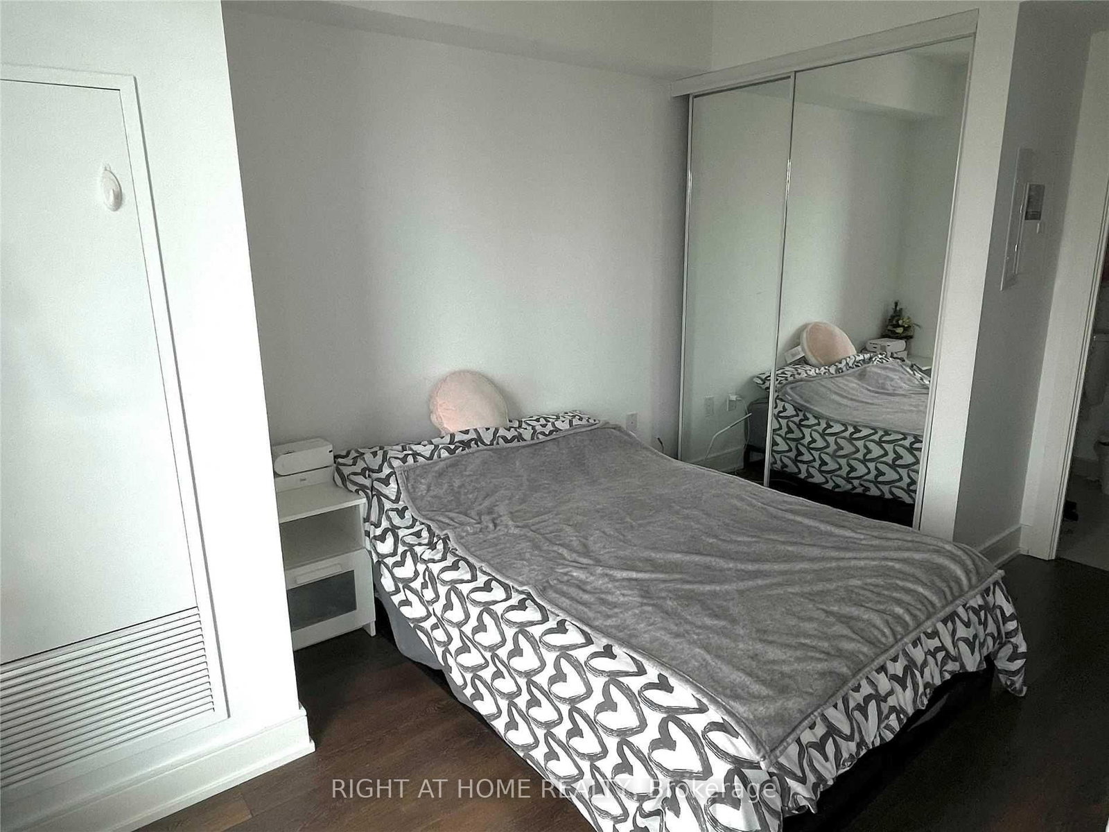 89 Mcgill Street, Unit 2309 - Photo 4