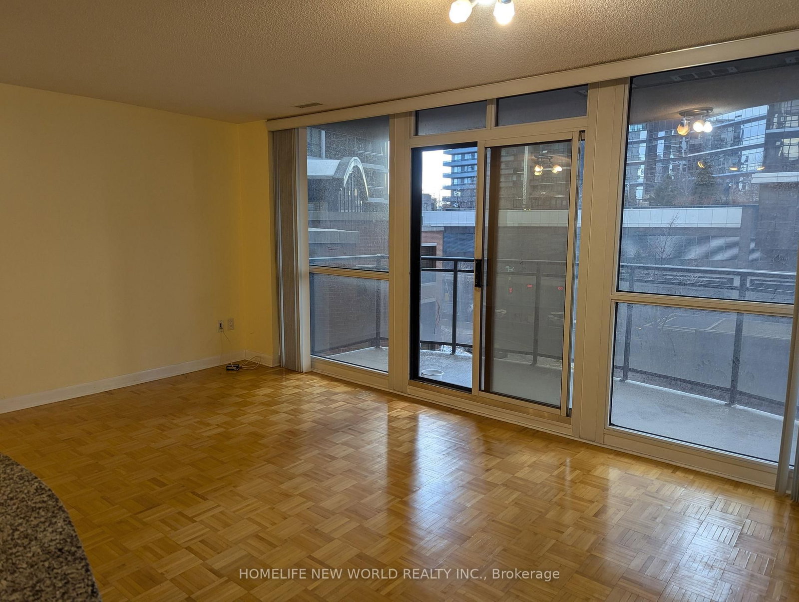 33 Sheppard Avenue E, Unit 405 - Photo 14