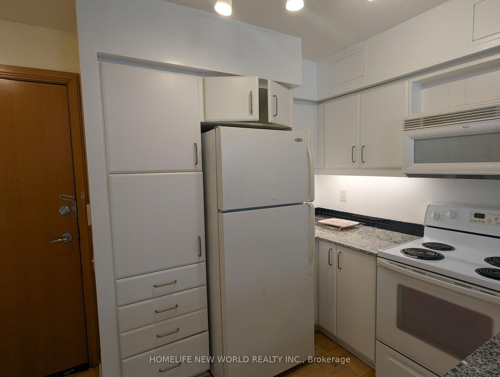 33 Sheppard Avenue E, Unit 405 - Photo 25