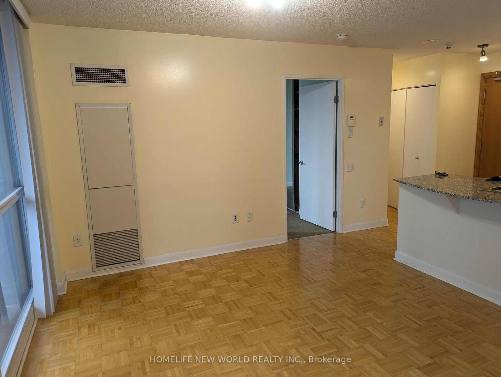 33 Sheppard Avenue E, Unit 405 - Photo 7