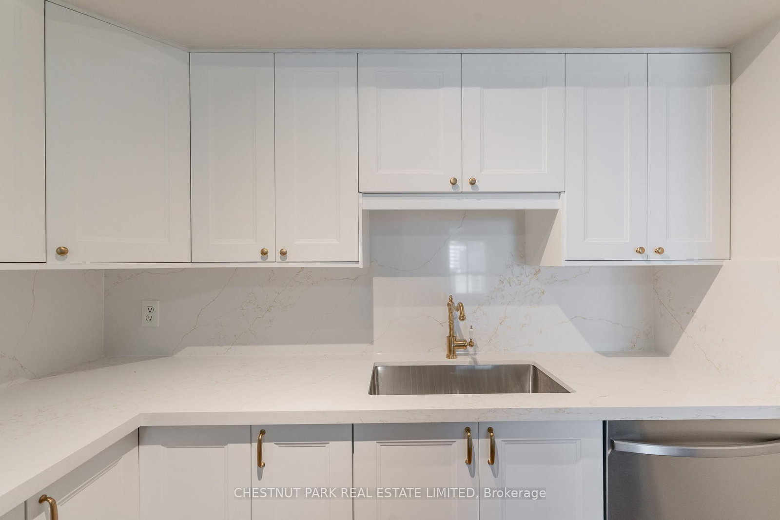 25 The Esplanade • #2107 • Toronto, ON photo 18