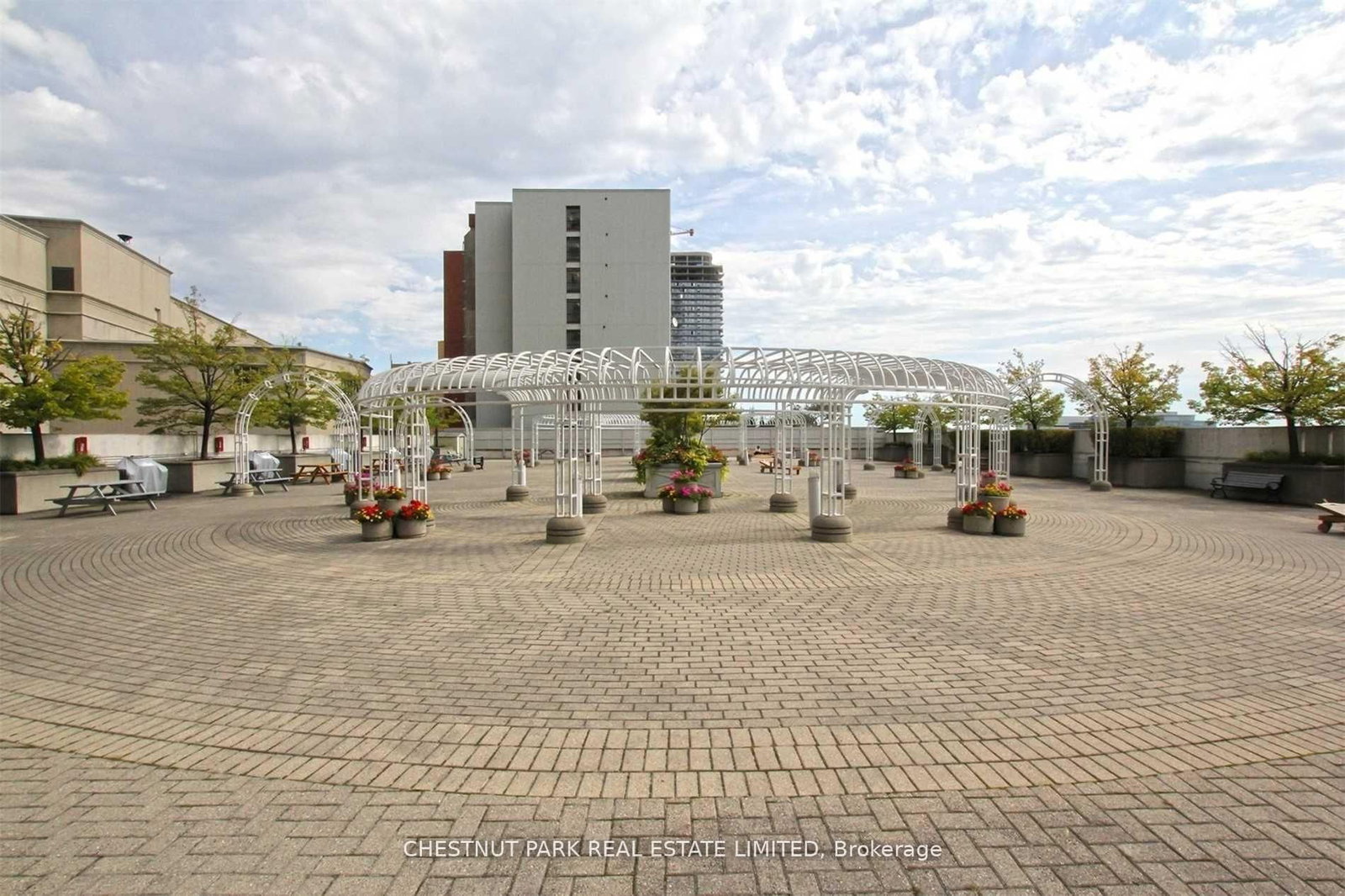 25 The Esplanade • #2107 • Toronto, ON photo 38