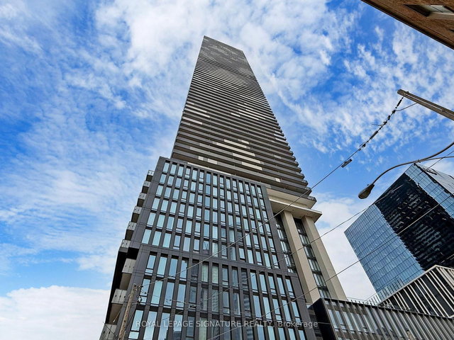 3807 - 55 Cooper Street