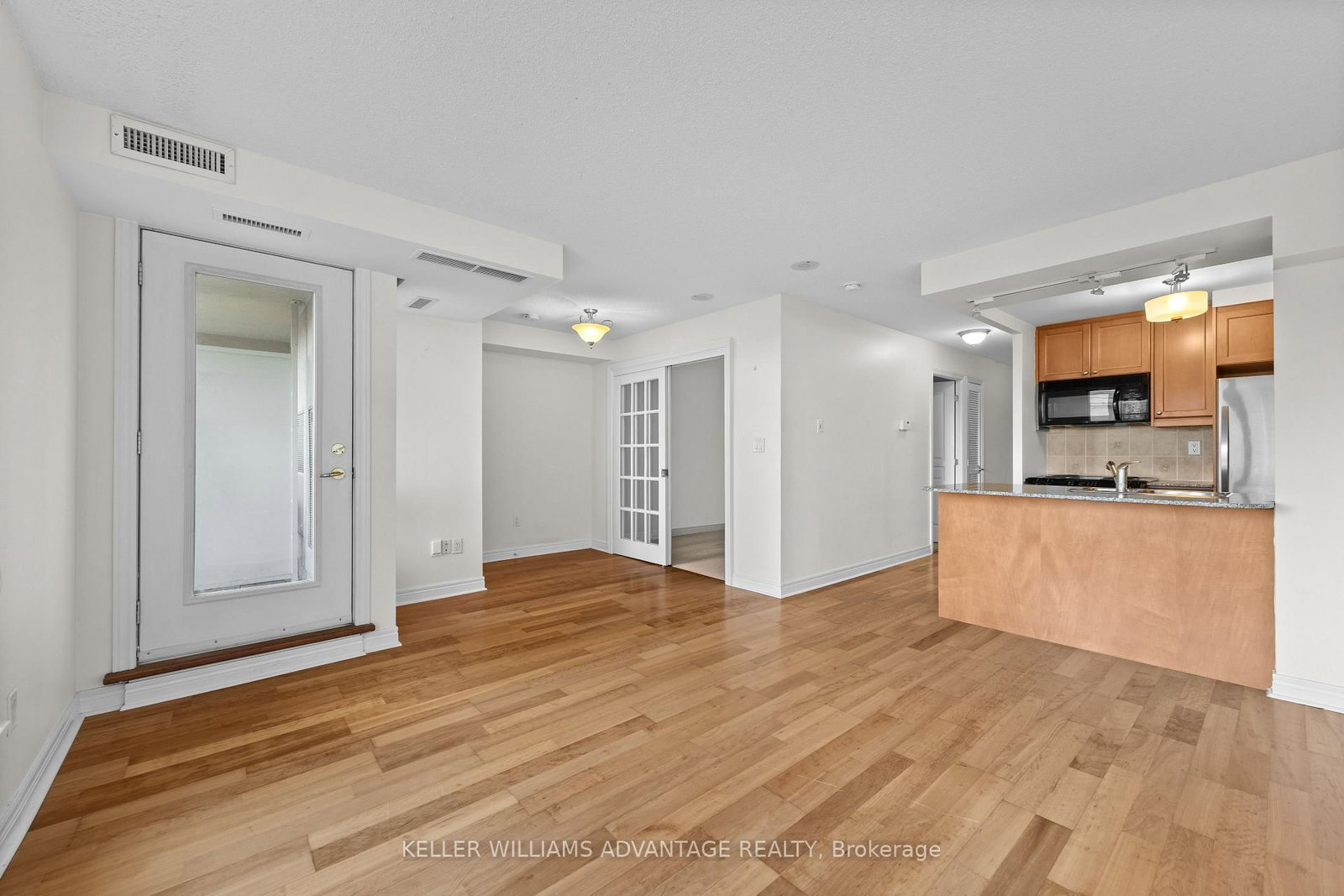 100 Hayden Street, Unit 703 - Photo 4