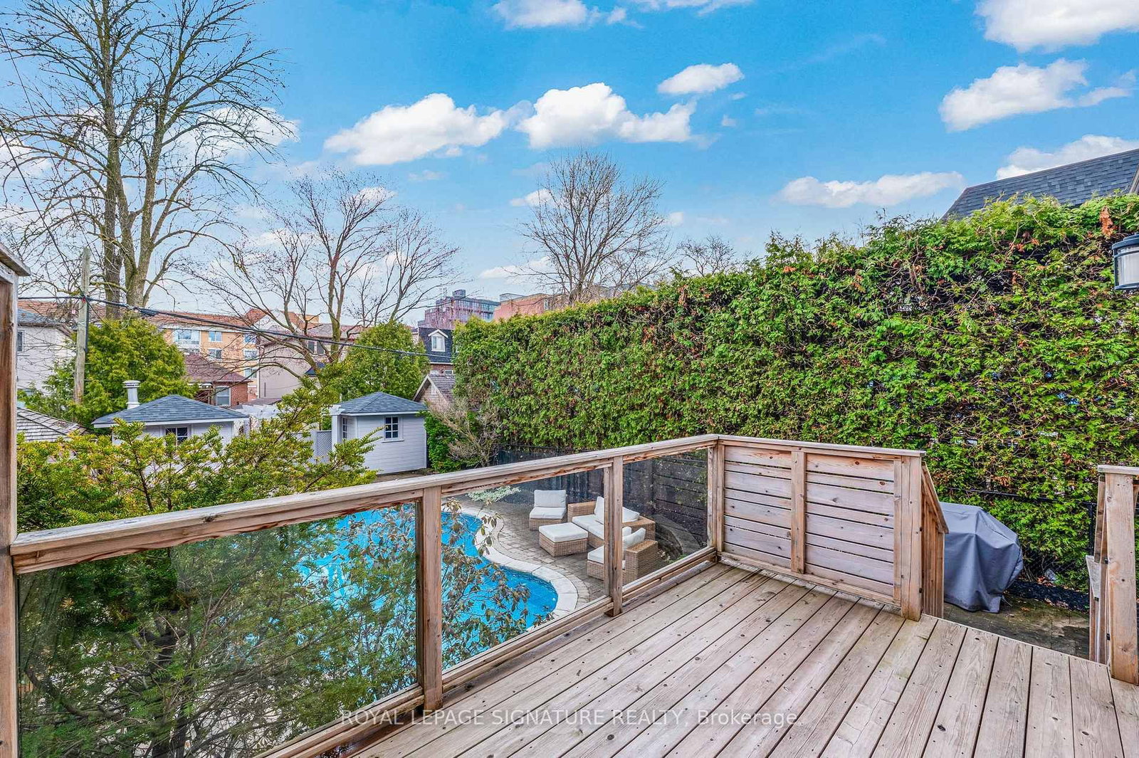 Detached House for sale at 343 Sutherland Drive, Toronto, Ontario, M4G 1J7 - Leaside - MLS: C13007472