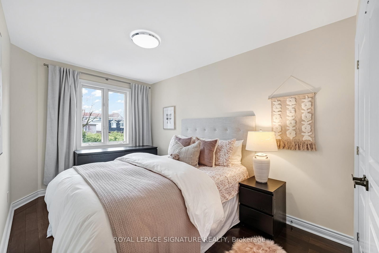 Detached House for sale at 343 Sutherland Drive, Toronto, Ontario, M4G 1J7 - Leaside - MLS: C13007472