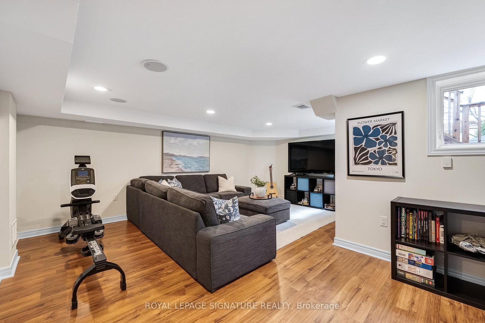 Detached House for sale at 343 Sutherland Drive, Toronto, Ontario, M4G 1J7 - Leaside - MLS: C13007472