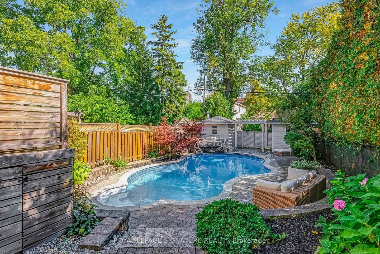 Detached House for sale at 343 Sutherland Drive, Toronto, Ontario, M4G 1J7 - Leaside - MLS: C13007472