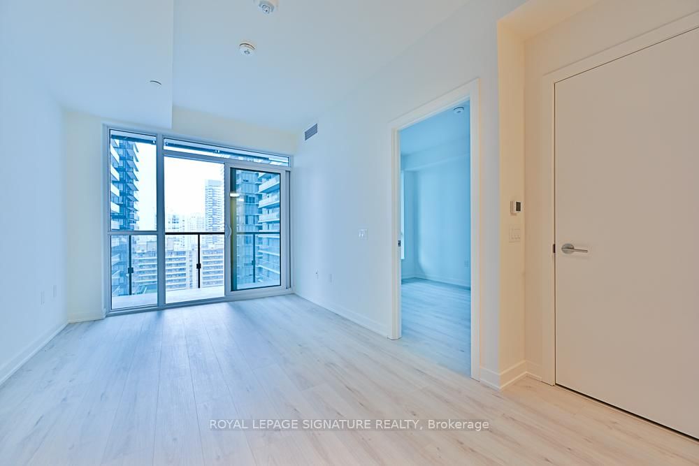 110 Broadway Avenue, Unit 1401