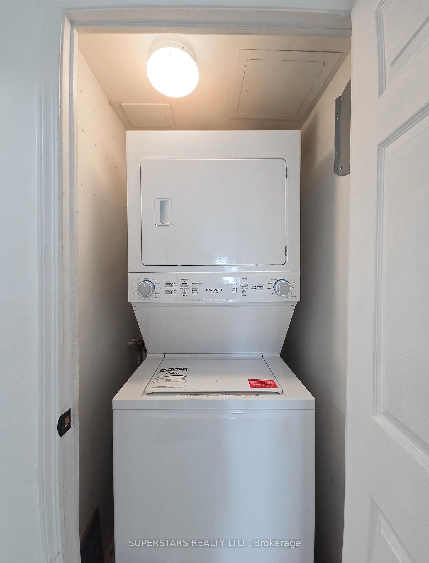 909 Bay Street, Unit 2105 - Photo 11