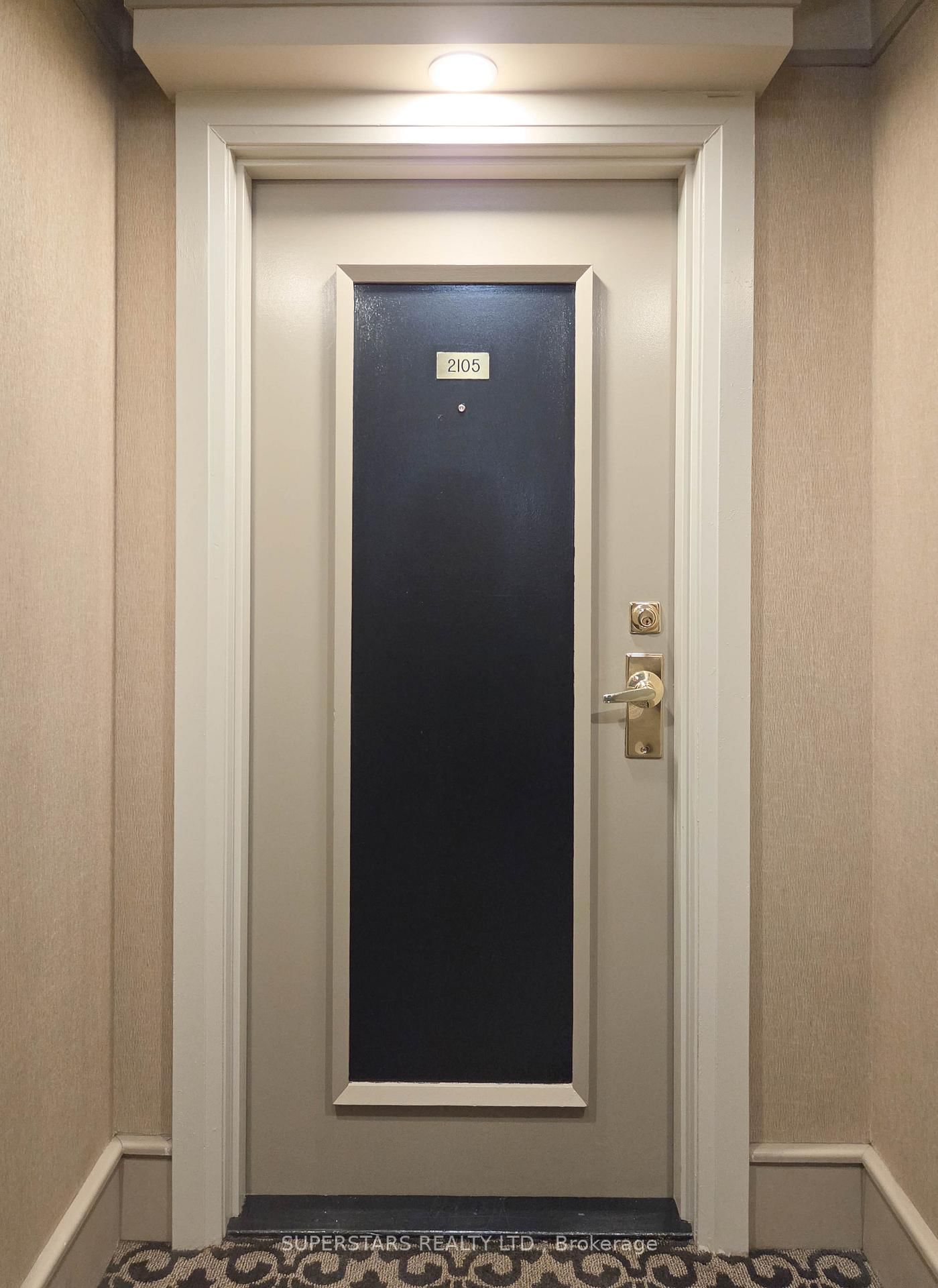 909 Bay Street, Unit 2105 - Photo 12