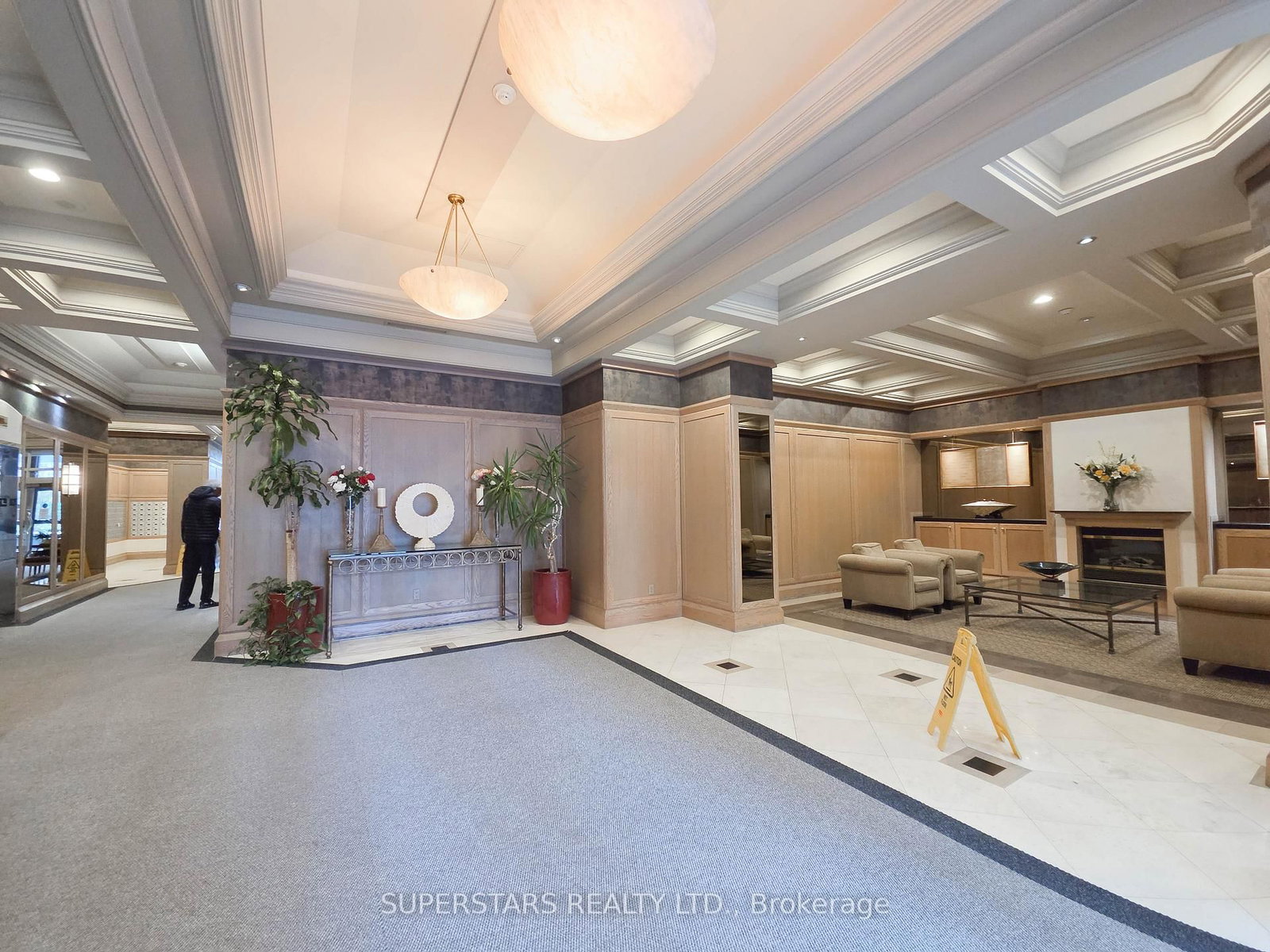 909 Bay Street, Unit 2105 - Photo 18