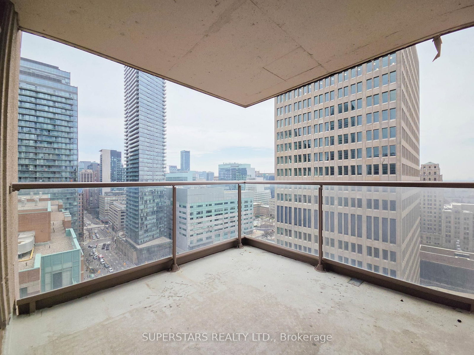 909 Bay Street, Unit 2105 - Photo 7