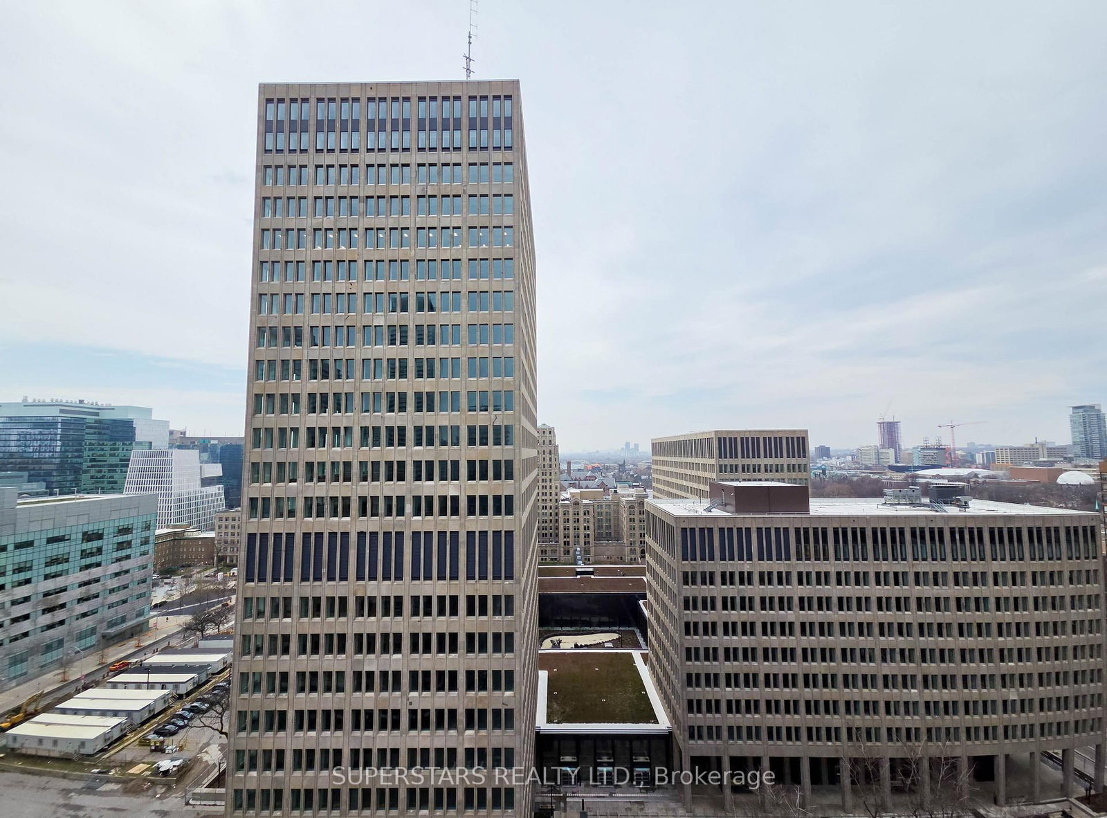 909 Bay Street, Unit 2105 - Photo 9